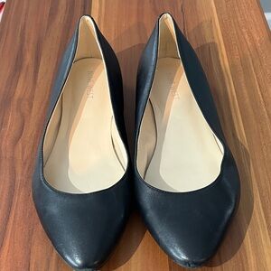 Nine West Women’s Almond Toe Ballet Flat 9.5 Wide